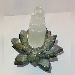 Crystal & Lotus Candle Holder Decor
